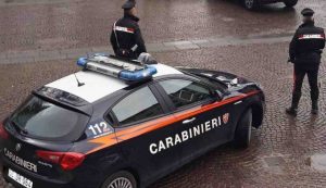 Tentata rapina aggravata e tentata estorsione a Roma