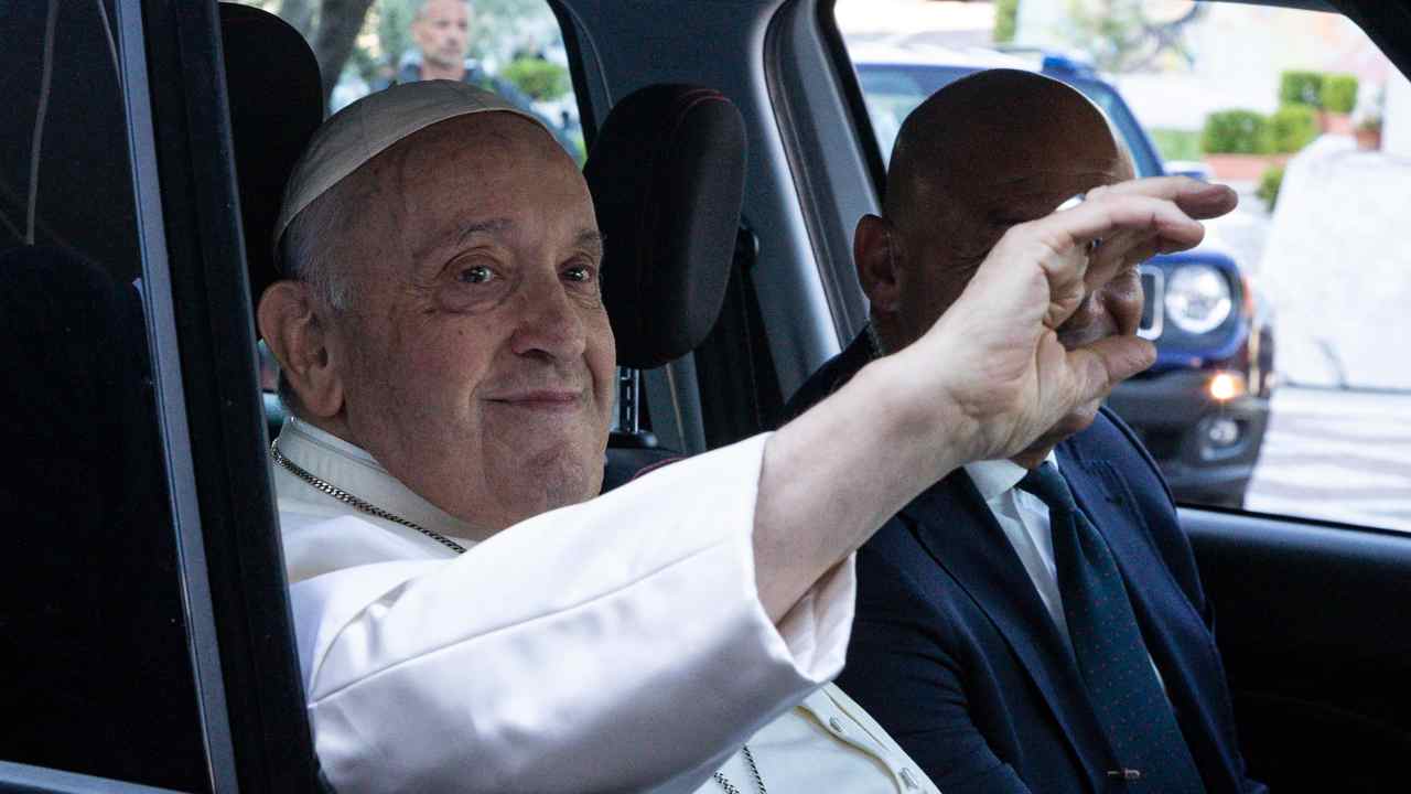 Papa Francesco Dimesso Dal Gemelli: “sto Bene” - Roma Cronacalive