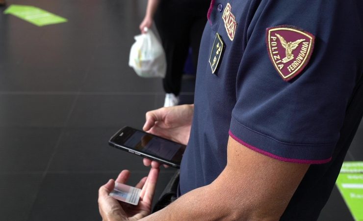 Uomo con coltello a Terracina dopo controlli