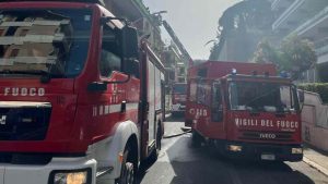 Due incendi ad Anzio