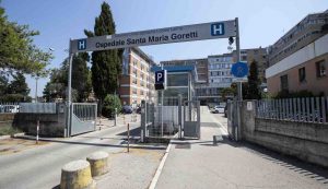 Infermieri aggrediti da un paziente all'ospedale di Latina