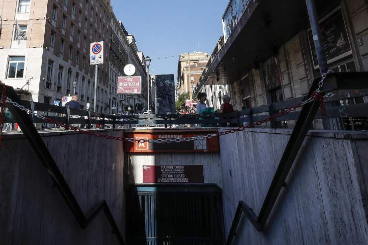 La stazione metropolitana Barberini chiusa per lavori (Immagine di repertorio)