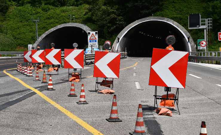 Lavori in autostrada (Immagine di repertorio)