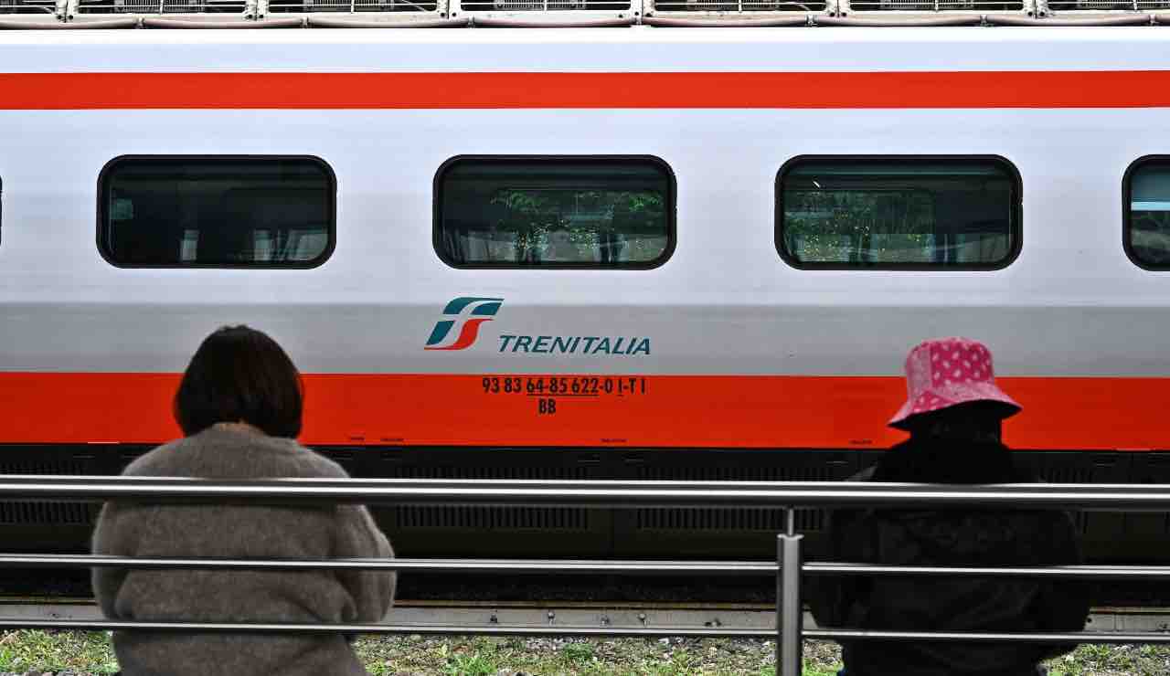 dentista derubato su treno regionale Viterbo