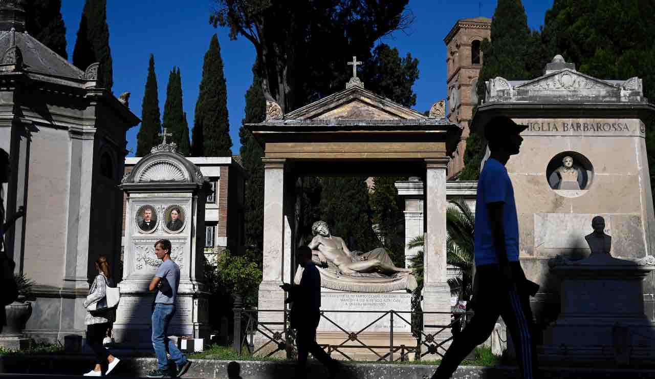 call center servizi cimiteriali passa allo 060606