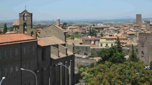 Un'immagine della città di Viterbo (Foto di Mac9 di Wikipedia in italiano)