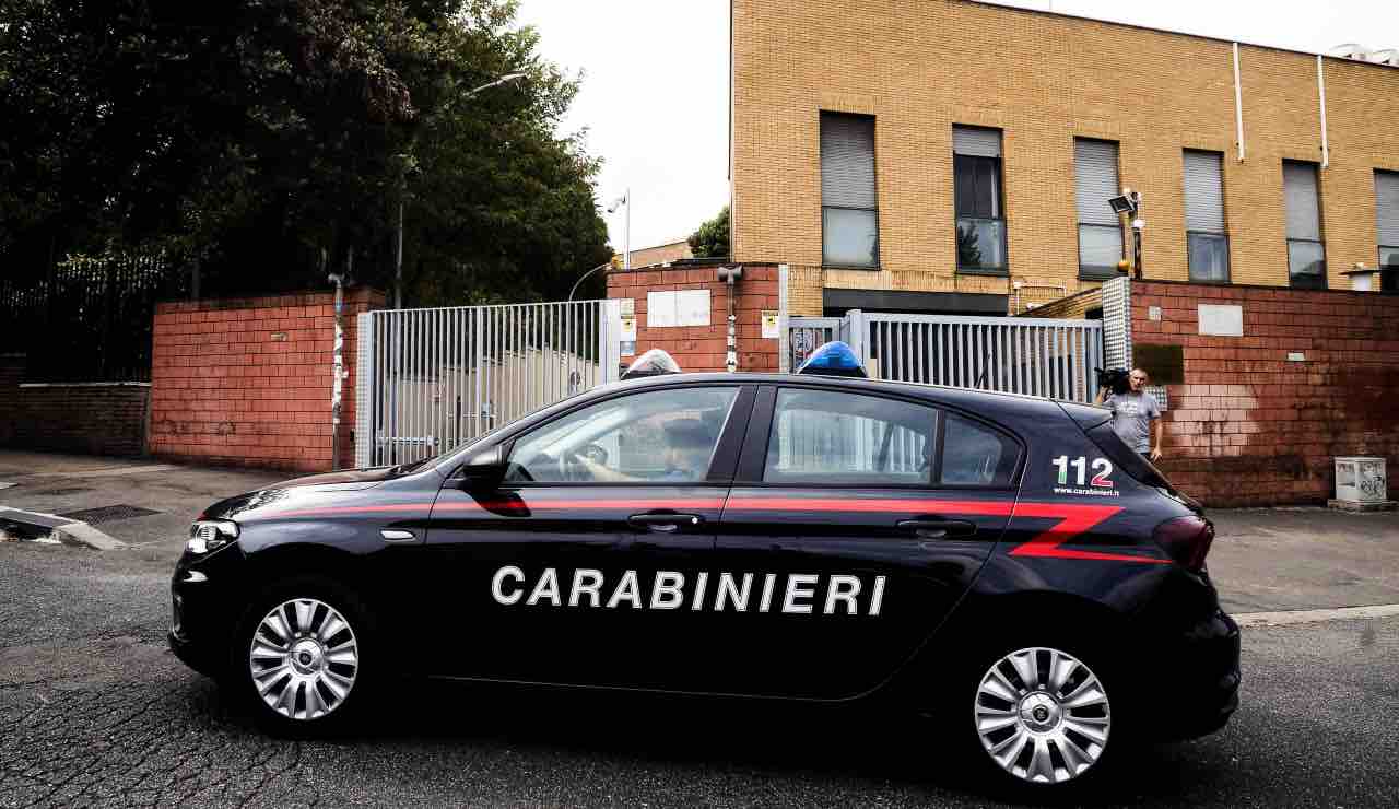 Roma, trovato scheletro durante lavori in un parco: aveva una catenina ...