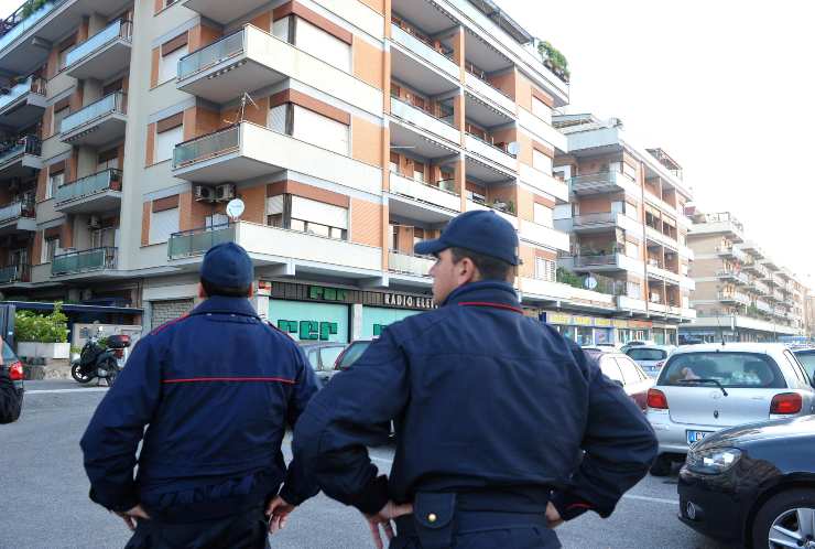 Carabinieri in azione a Roma (Immagine di archivio)