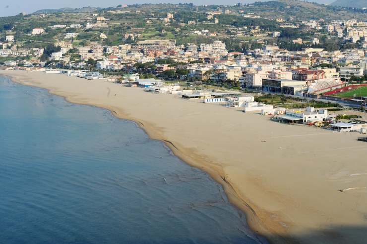 La spiaggia di Senapo a Gaeta (Immagine di repertorio)