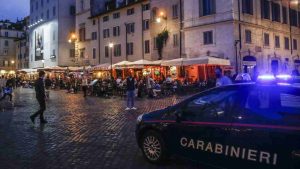 Carabinieri a Campo de Fiori, Roma (Immagine di repertorio)