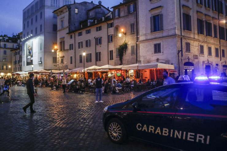 Carabinieri a Campo de Fiori, Roma (Immagine di repertorio)