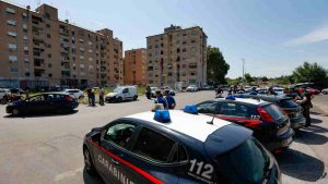 Servizio interforze in azione a San Basilio (Immagine di repertorio)