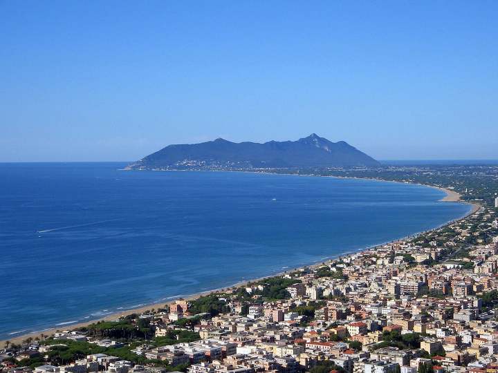 La spiaggia laziale di Terracina, in provincia di Latina (Immagine di repertorio)