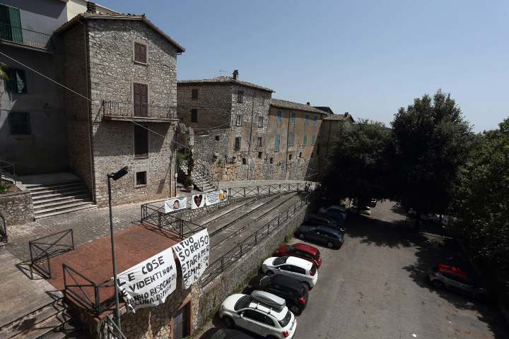 Il murales dedicato a Thomas Bricca il 19enne ucciso con un colpo di pistola ad Alatri lo scorso gennaio, Roma