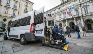 2 operatori sospendono attività trasporto individuale disabili ad agosto