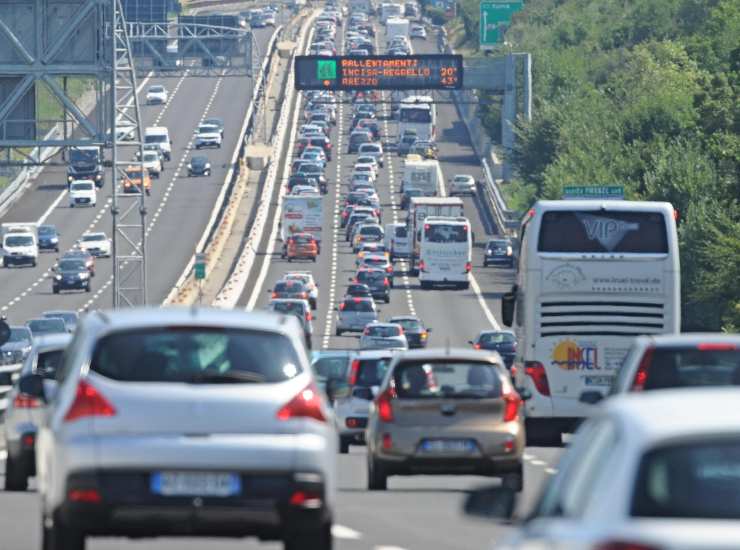 Traffico autostradale. Immagine repertorio