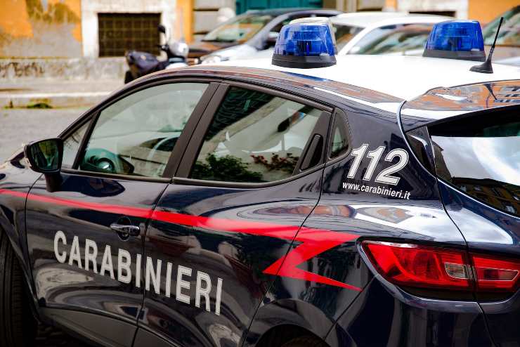 Carabinieri in azione (Foto di djedj da Pixabay)