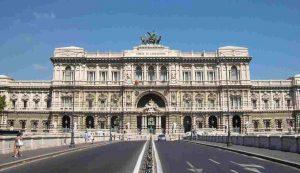 Palazzo di Giustizia, Roma (Crediti: Foto di Sergio D’Afflitto da Wikipedia)