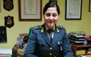 La Tenente Colonnello della Guardia di Finanza Manuela Zito (Foto dal profilo Facebook del Comune di Baronissi)