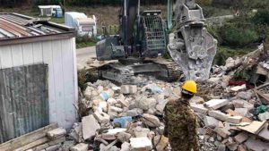 Amatrice, i genieri dell'Esercito durante le opere di demolizione dopo il sisma. Roma-CronacaLive.it