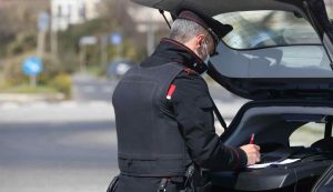 Controlli dei Carabinieri sul litorale romano tra Fiumicino e Fregene