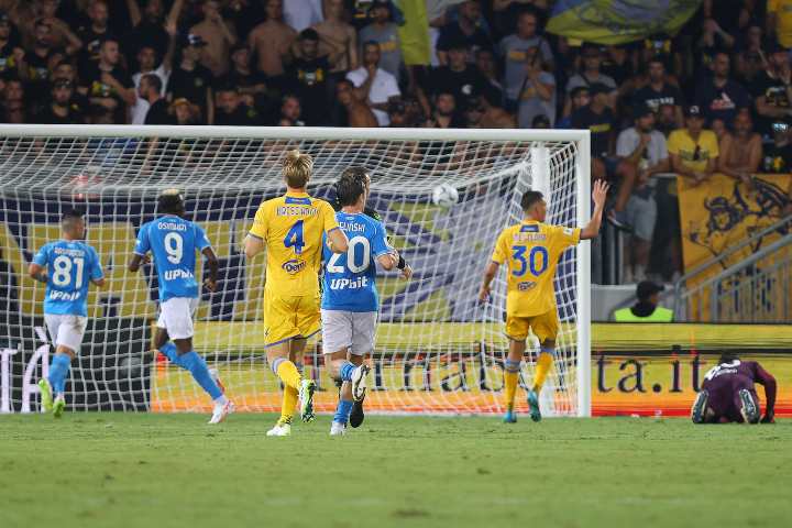 Un momento della partita Frosinone - Napoli nella prima giornata di campionato di serie A