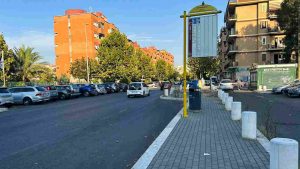 La zona dove colpi di pistola sono stati esplosi in strada a Ostia, Roma