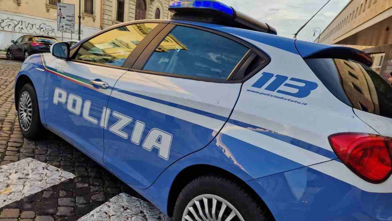 Pattuglia della Polizia di Stato. Fonte_ Facebook.com, Questura di Roma