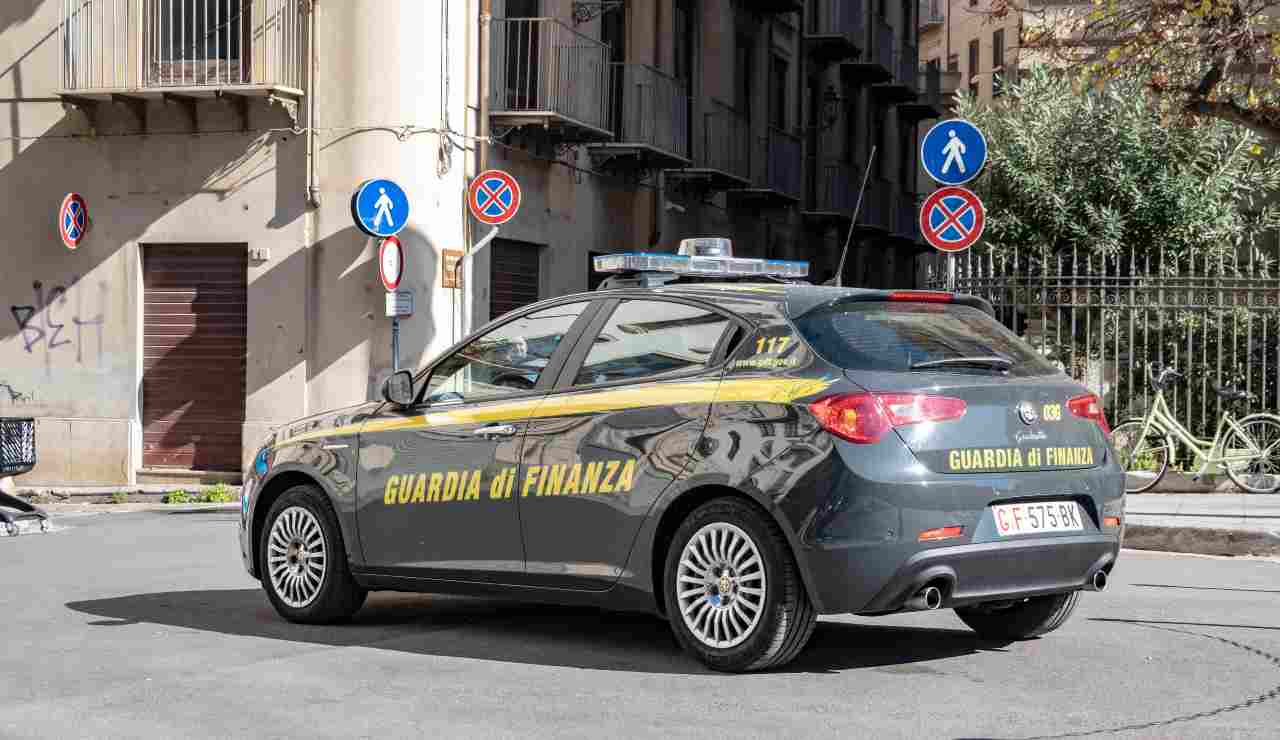 Nettuno, autocarrozzeria truffava assicurazioni con falsi incidenti stradali