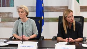 Giorgia Meloni e Ursula von der Leyen durante la conferenza stampa a Lampedusa