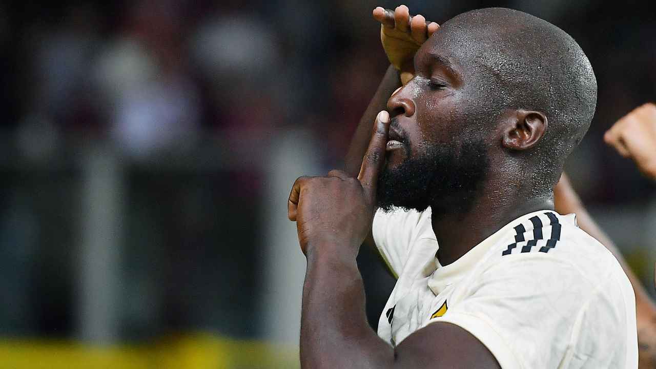 Lukaku contro il Genoa