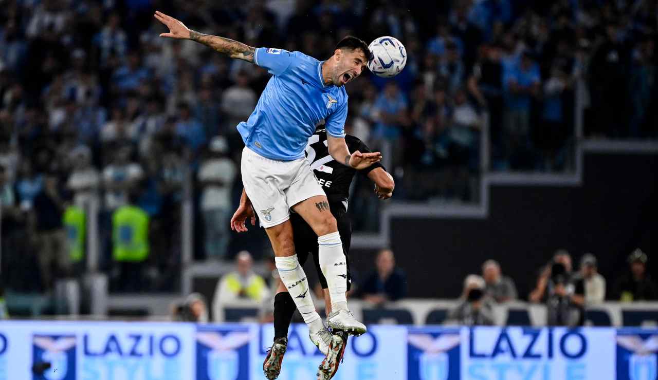 Calcio, frattura scomposta al naso per Romagnoli della Lazio