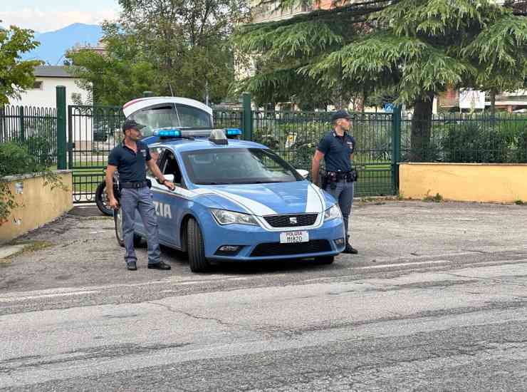 Polizia di Stato in servizio nella provincia di Frosinone (Foto dal profilo Facebook di Questura di Frosinone)