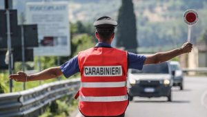 Controlli dei Carabinieri (Foto dal profilo Facebook di Carabinieri)