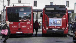 Fermate degli autobus Atac alla stazione Termini, Roma