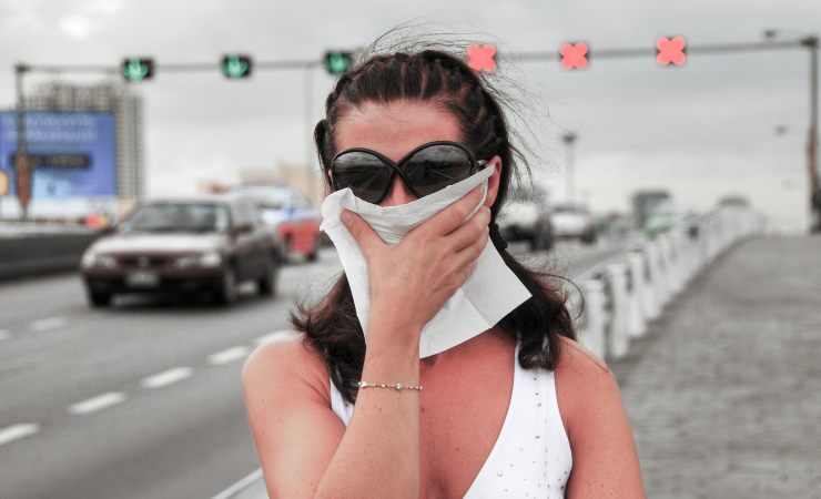 Lo smog e i cambiamenti climatici possono danneggiare la vista