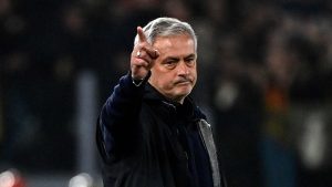 Jose Mourinho durante la partita Roma Lecce allo Stadio Olimpico di Roma, 5 Novembre 2023