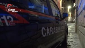 Carabinieri in azione (Immagine di repertorio)