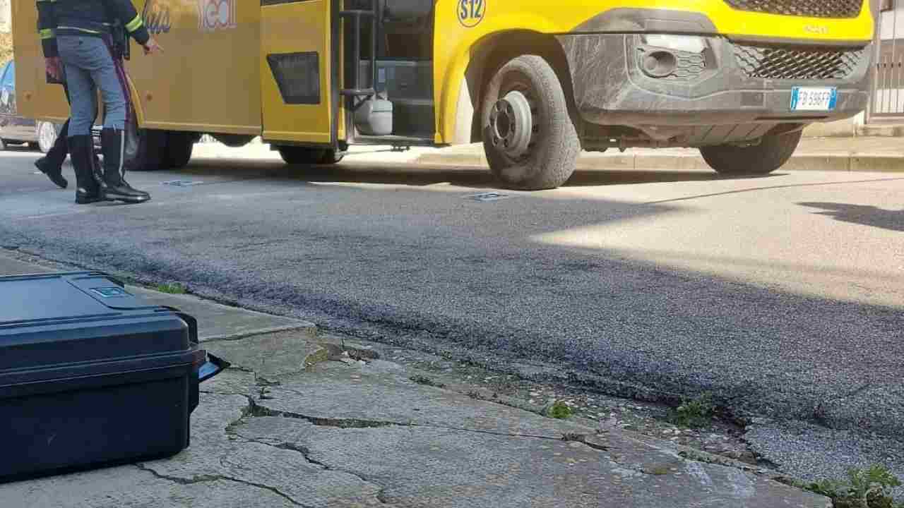 Roma: Scuolabus Si Ribalta A Rocca Di Papa, Tre Bambini In Ospedale ...