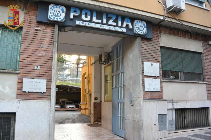 Il commissariato di Albano Laziale (Foto dal sito questure.poliziadistato.it)