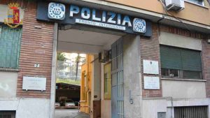 Il commissariato di Albano Laziale (Foto dal sito questure.poliziadistato.it)