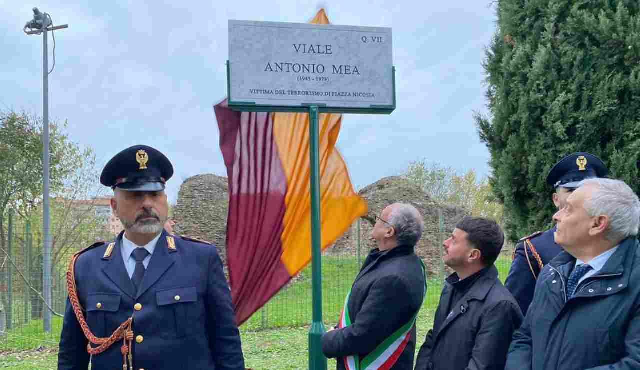 Due viali di Villa Giordani a Roma intitolati a vittime delle Br