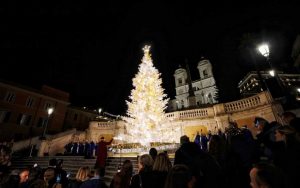 L’inaugurazione dell’albero di Natale Dior, Roma, 5 dicembre 2023 (Foto dal sito del Comune di Roma)