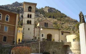 Facciata della cattedrale di Sora (Crediti: Foto di Wento da Wikimedia Commons)