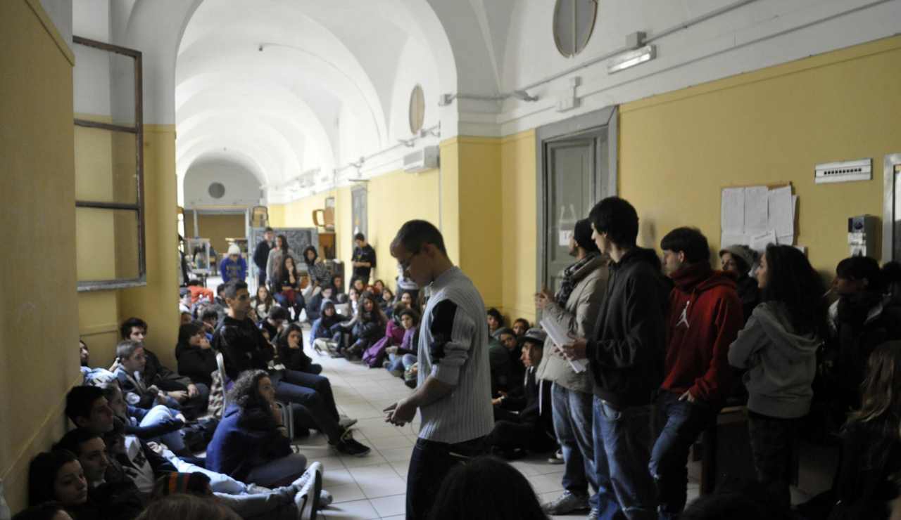Occupati almeno 15 istituti a Roma