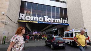 L'entrata della stazione Termini, Roma