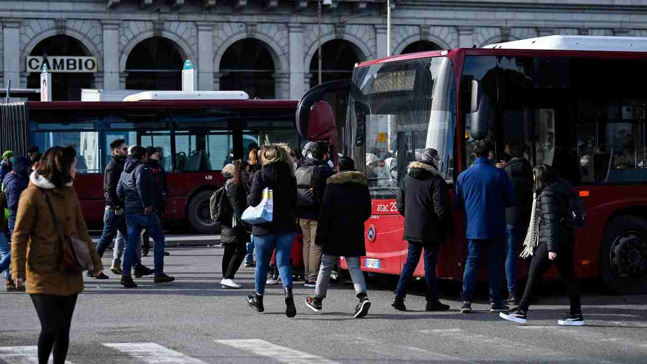 Bus tra Ostia e centro di Roma a Capodanno 