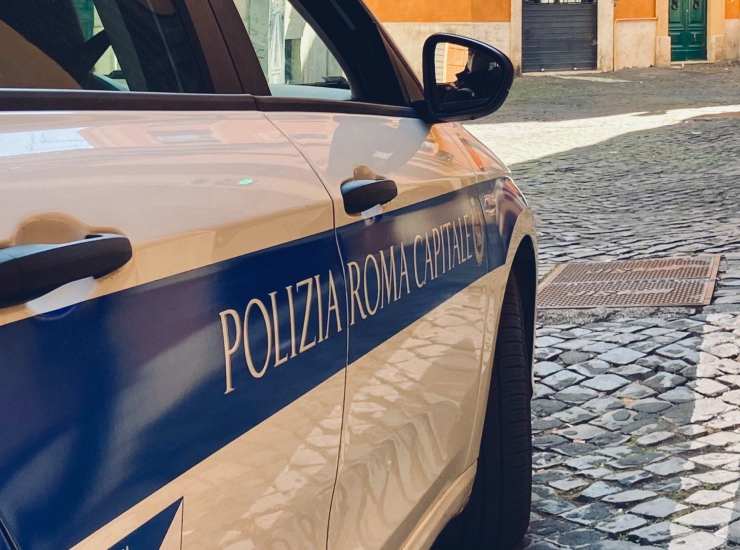 Roma, agente aggredito senza motivo, denunciato 30enne straniero