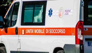 27enne colpisce agente vicino alla Stazione Termini