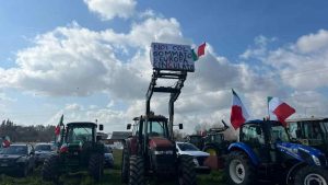 Annullata la manifestazione il movimento Riscatto agricolo ha annunciato il corteo di 4 trattori al centro di Roma e il corteo sul Gra in serata